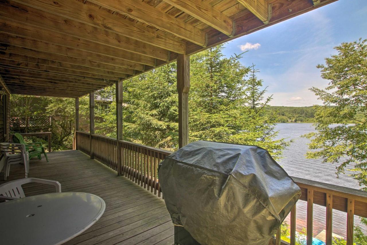 Waterfront New England House On Wickaboag Lake! West Brookfield Экстерьер фото